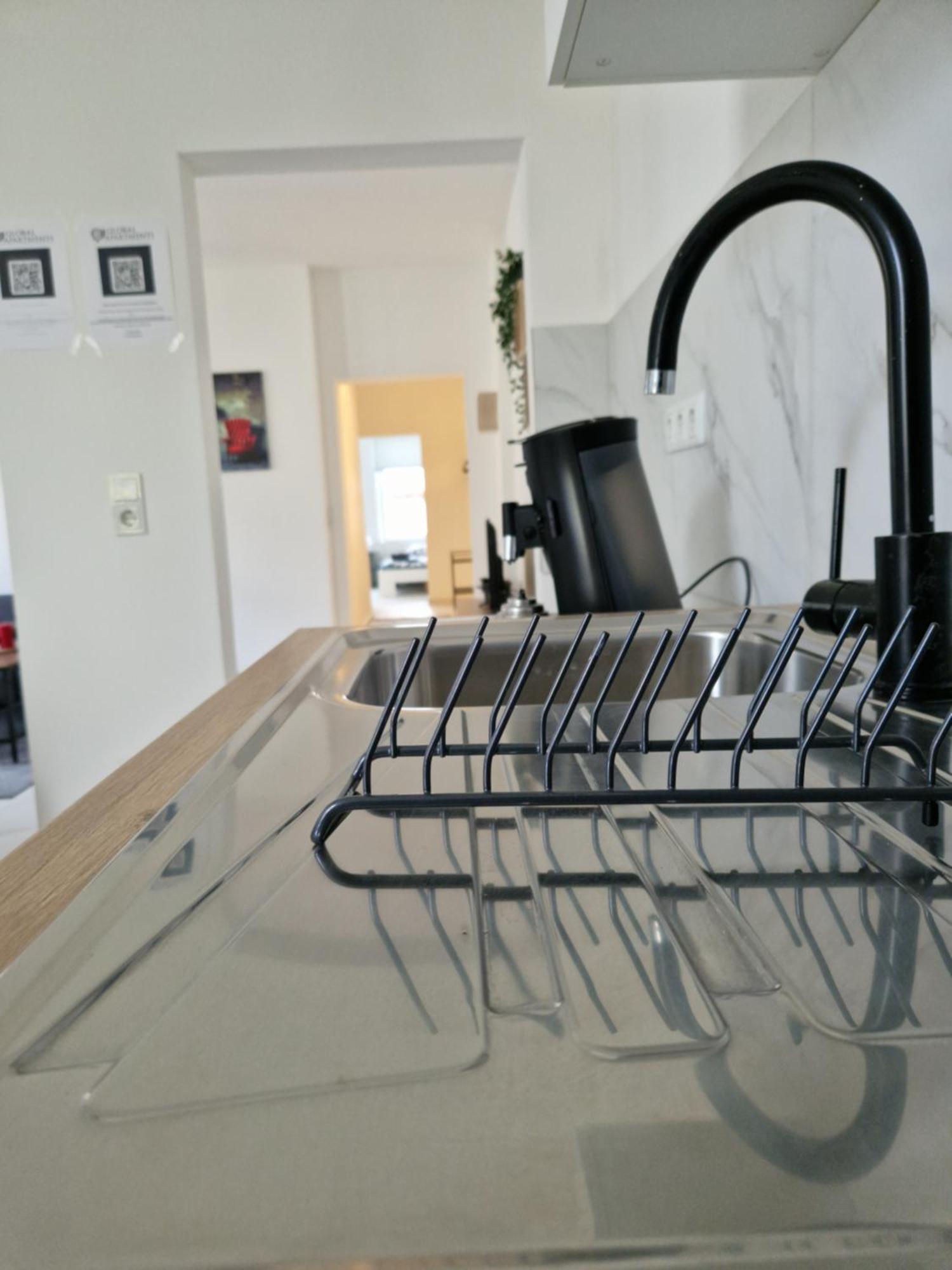 Nord-Apartment 6 I 1 Zimmer Mit Wlan & Walk-In Regendusche Бремерхафен Экстерьер фото