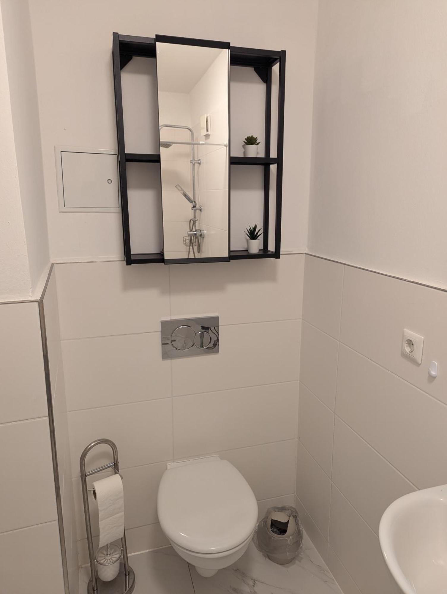 Nord-Apartment 6 I 1 Zimmer Mit Wlan & Walk-In Regendusche Бремерхафен Экстерьер фото